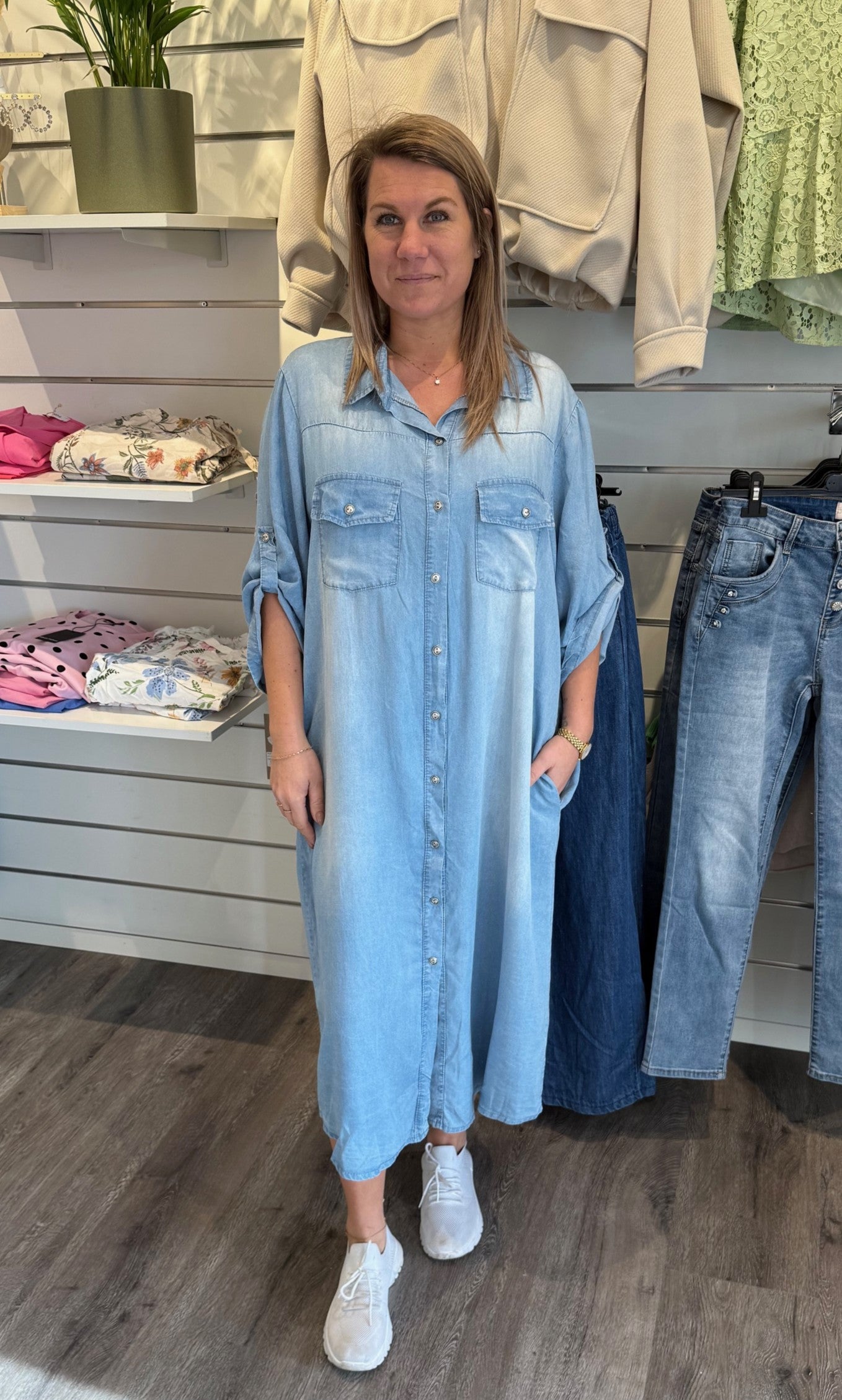 Angelica  -Jeansklänning - Ljustvätt