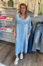 Angelica  -Jeansklänning - Ljustvätt