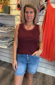 Angeline - Spetslinne - Bordo- Nyhet