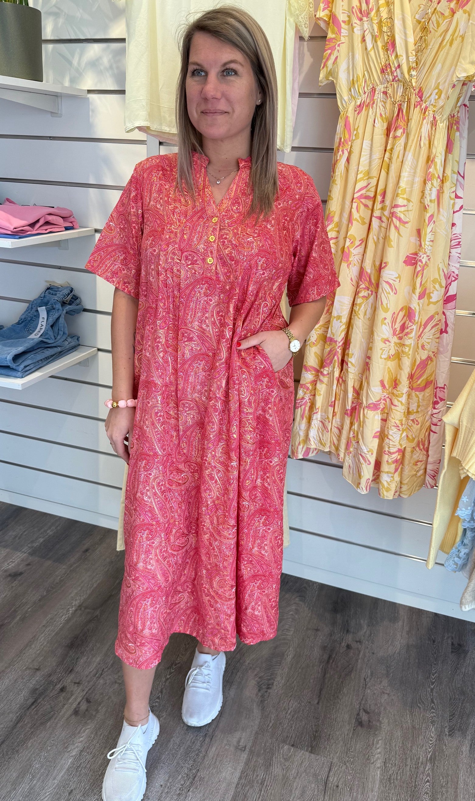 Anja Dress Paisley Fuxia