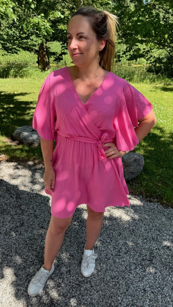 Arianna- Klänning  Fuxia