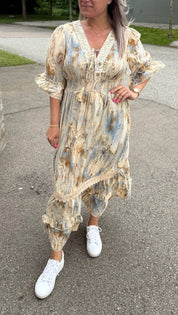 Ariela  - Klänning - Batik - Beige - Nyhet