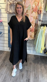 Astra Linneklänning  Svart