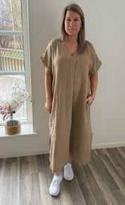 Astra Linneklänning  Taupe