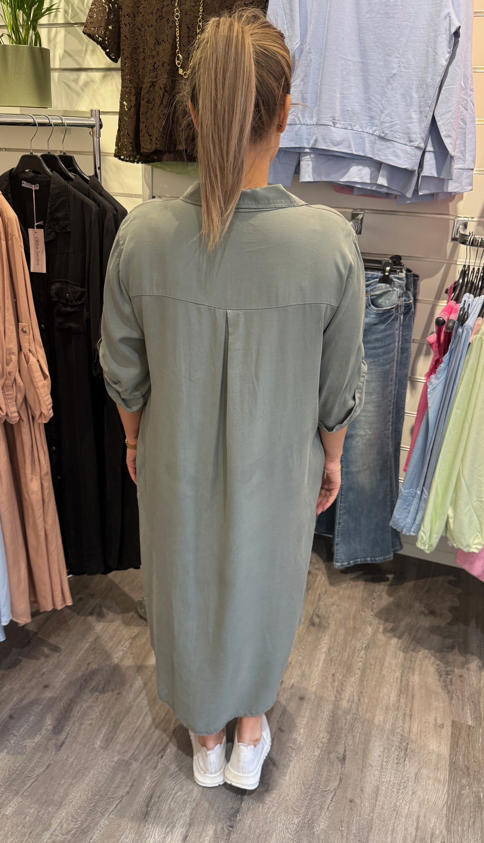 Astrid25 - Skjortklänning- Khaki
