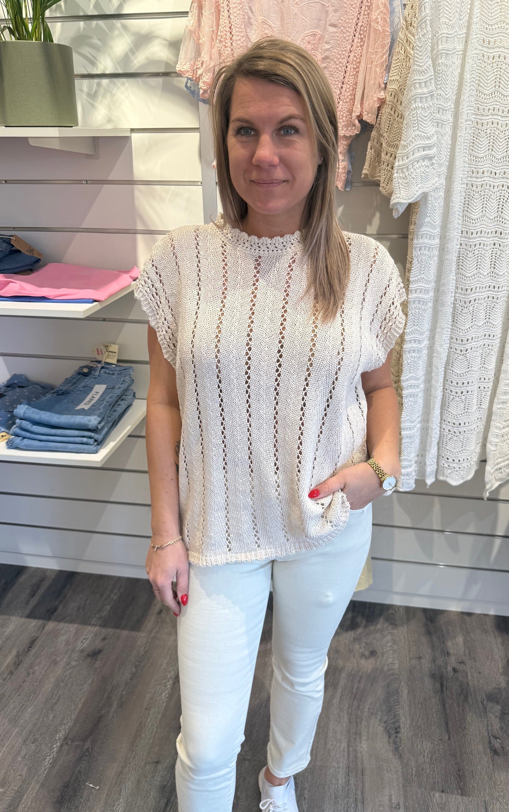 Aurora - Virkad Topp - Beige