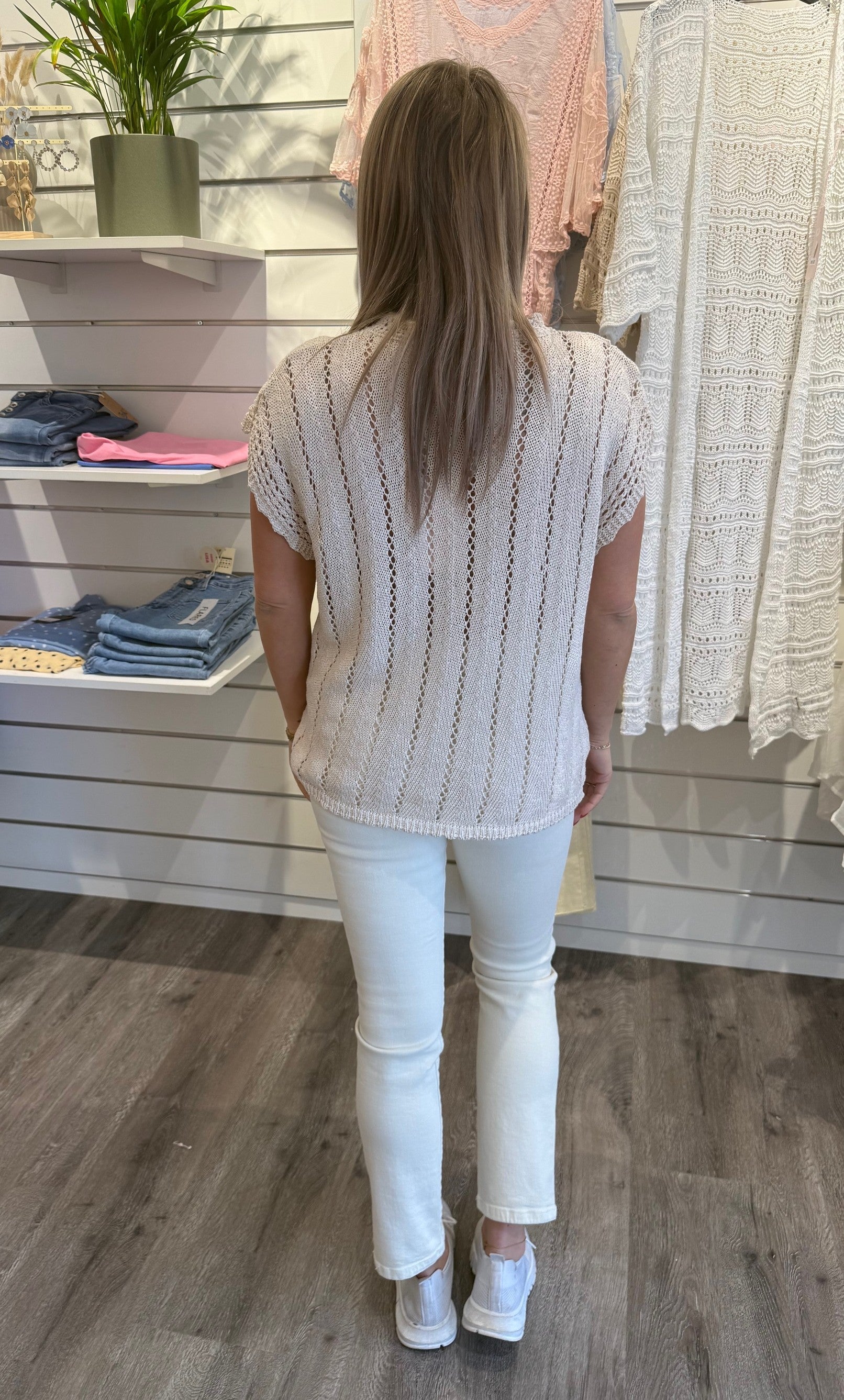 Aurora - Virkad Topp - Beige