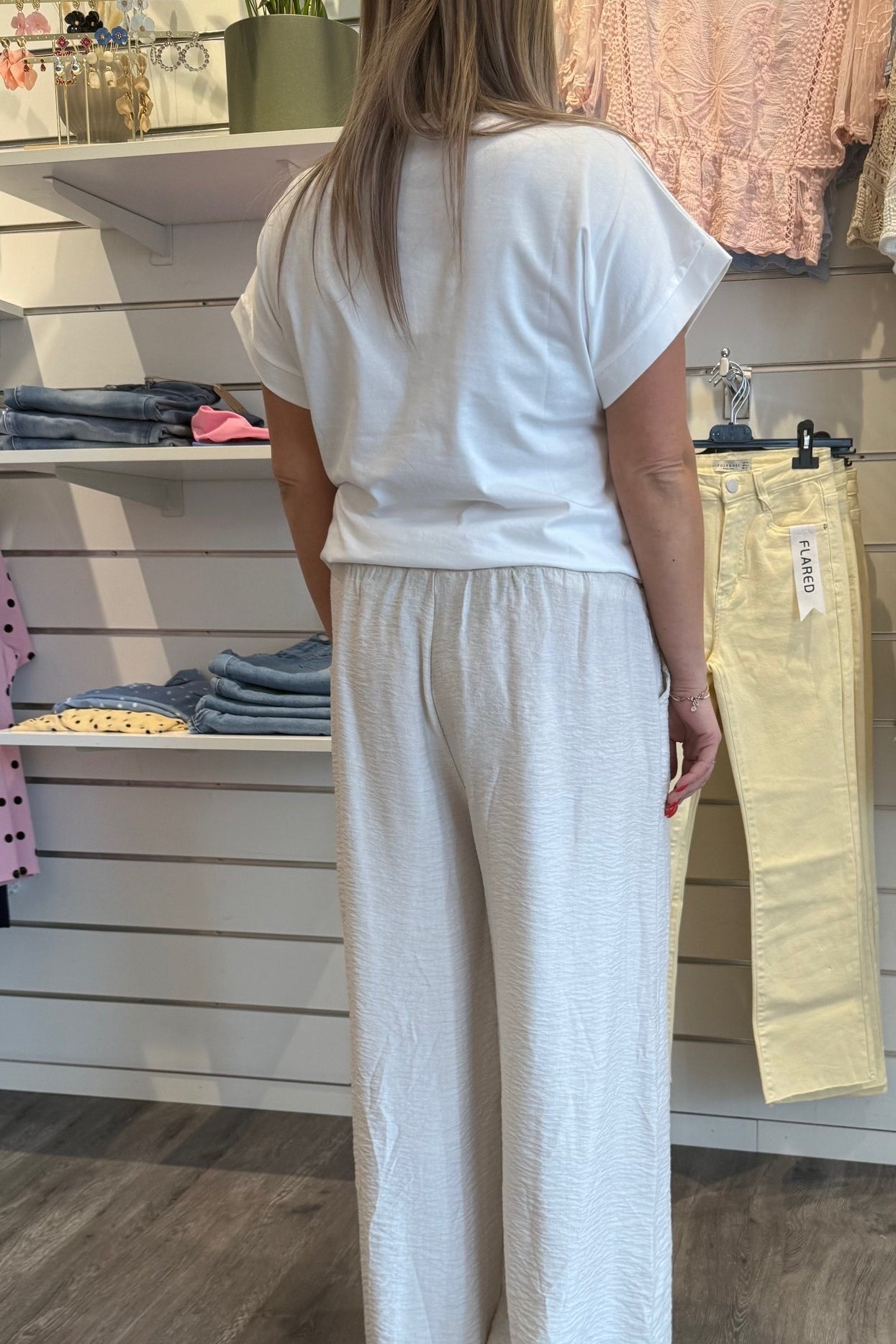 avivabeige5.jpg