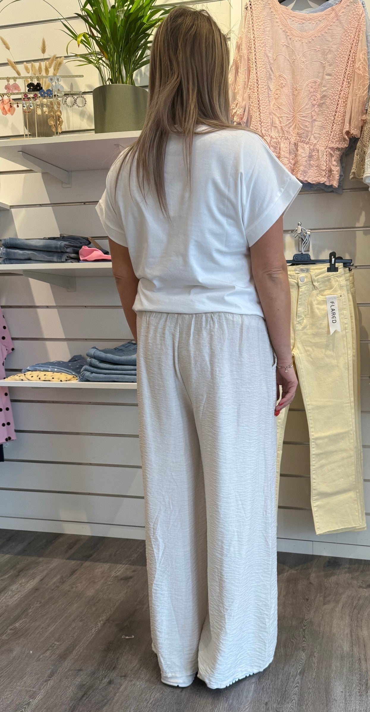 Aviva - Byxa med resår - Beige