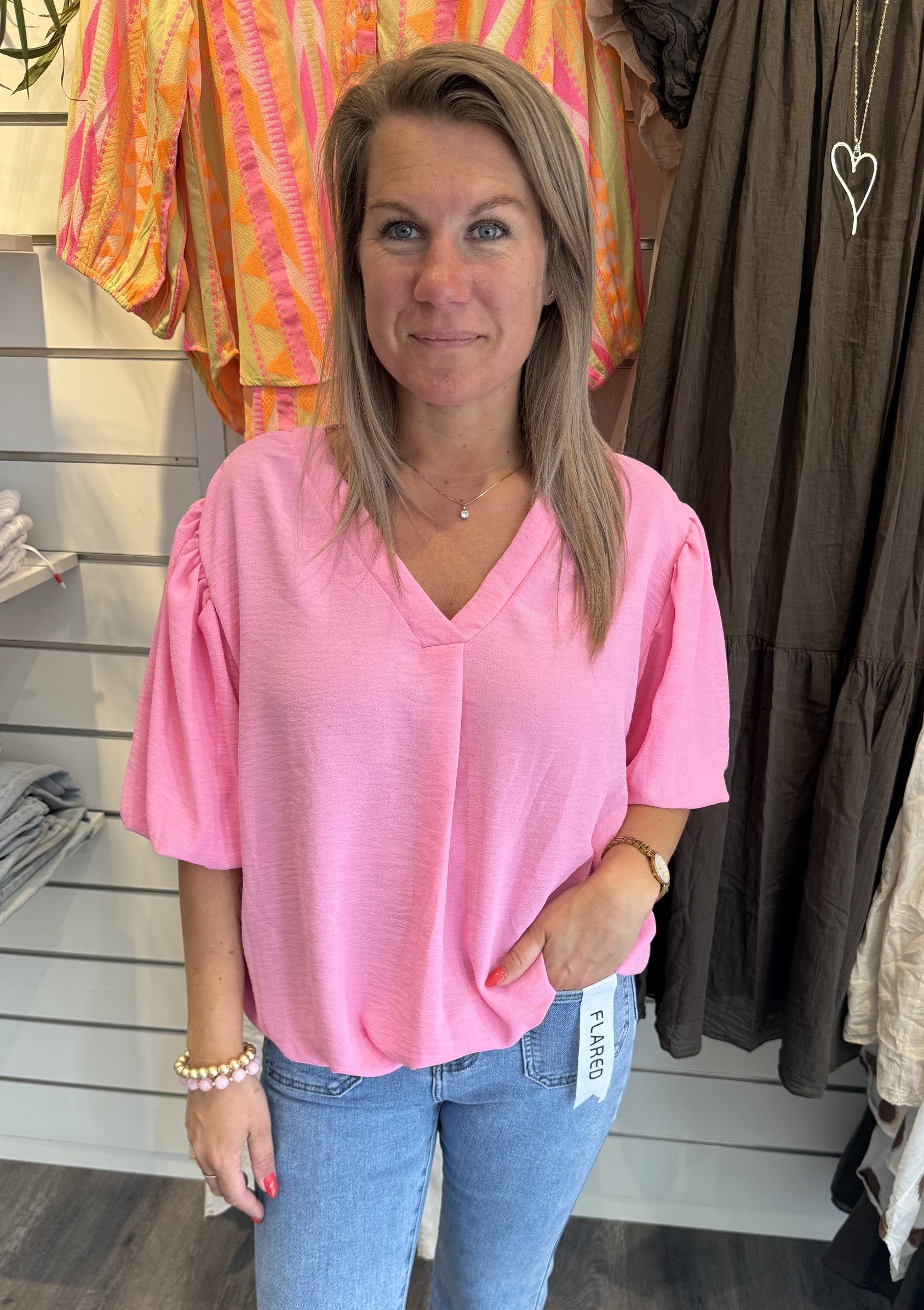 Saga V-ringad topp med ballong arm Rosa