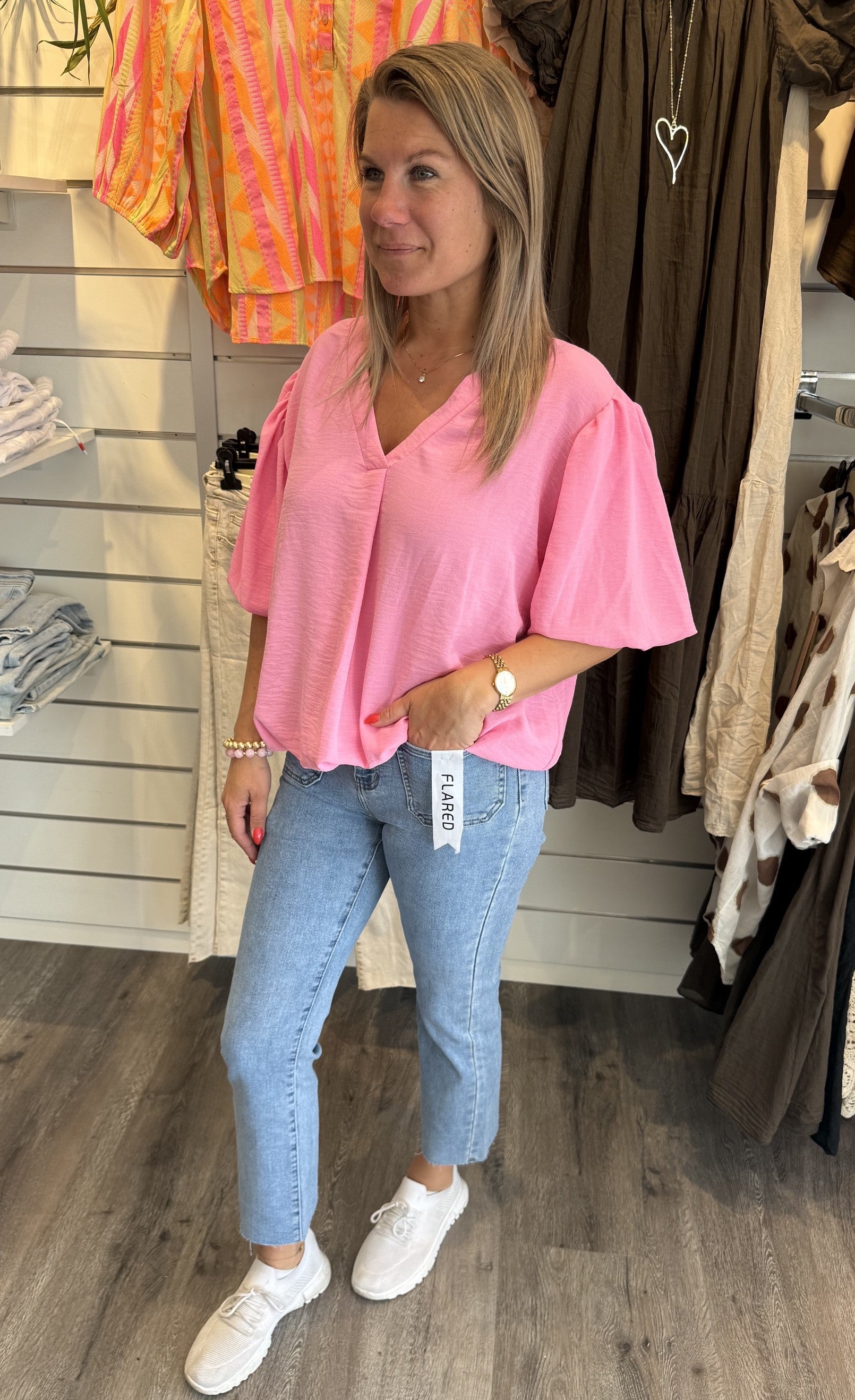 Saga V-ringad topp med ballong arm Rosa