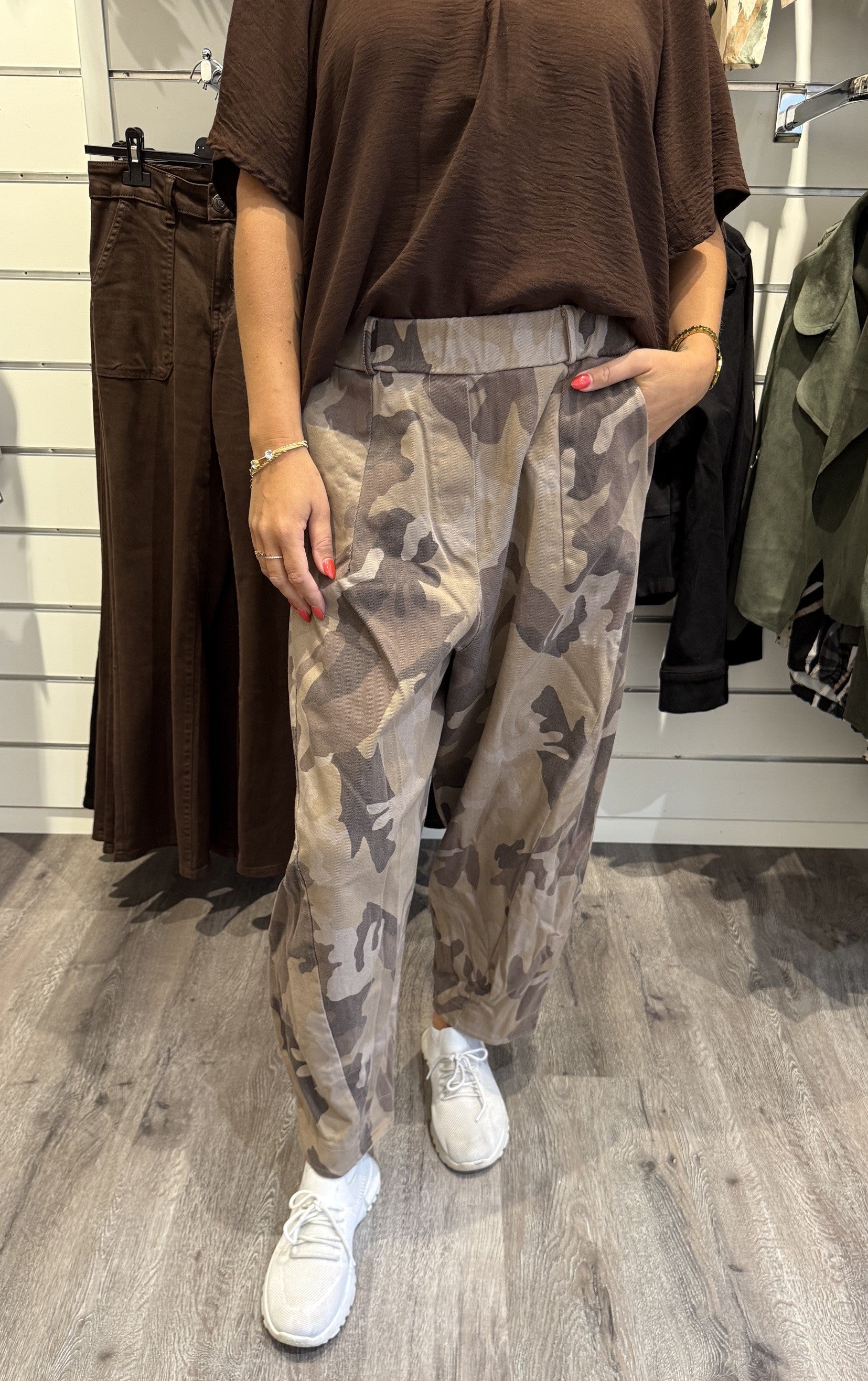 Beryl Byxa Beige Camo