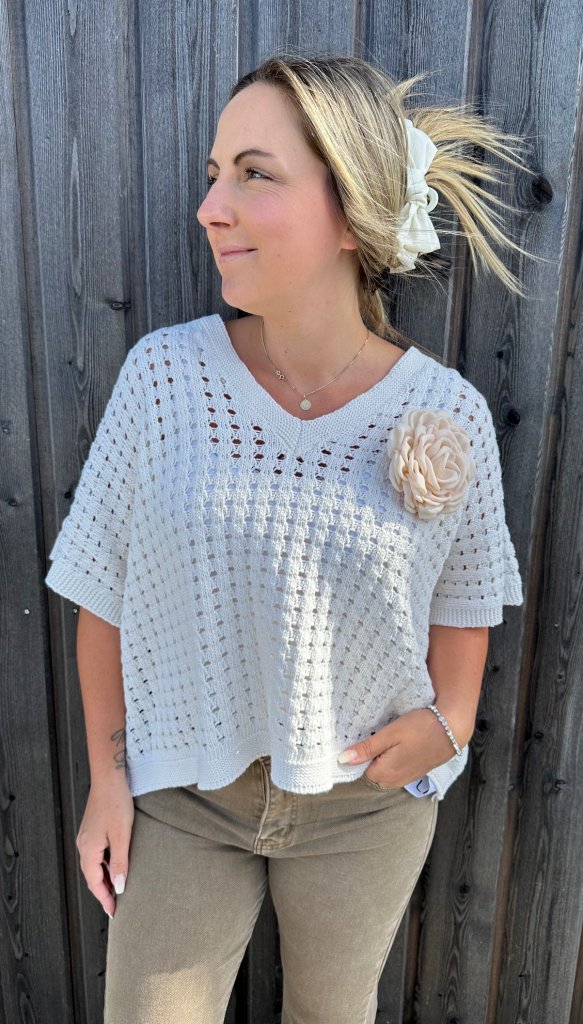 Brosch - Blomma - Beige - Nyhet