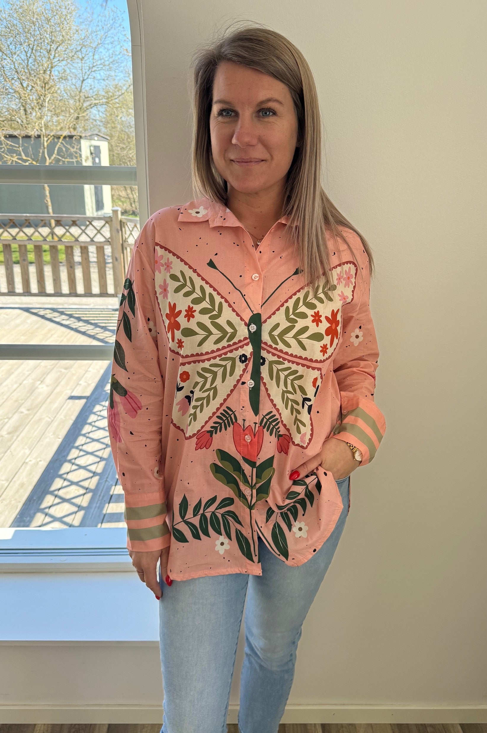 Bryna Skjorta Rosa fjäril