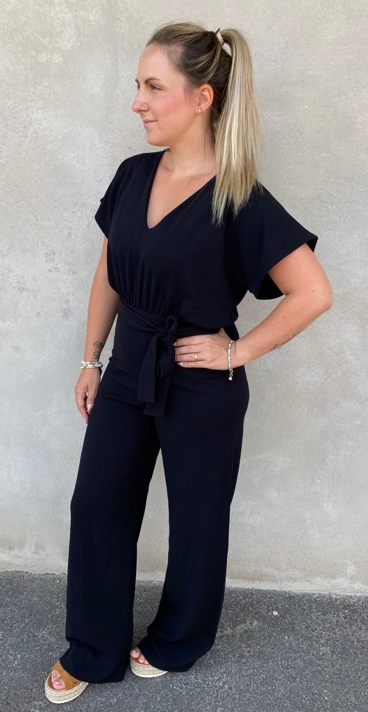Linnea - Byxdress - Svart - Nyhet