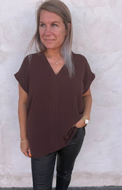 Calla- Blus V-ringad - Choco