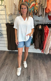 Carina Topp V-ringad  Vit