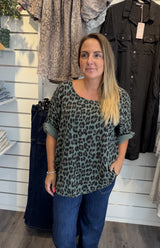Carla bomullstopp leopard khaki