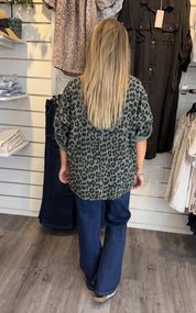 Carla bomullstopp leopard khaki