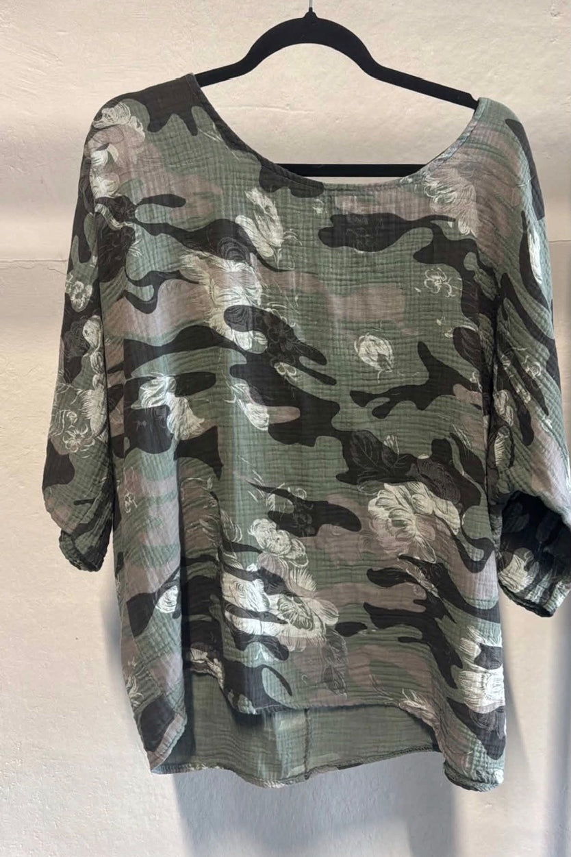 carlakhaki11.jpg