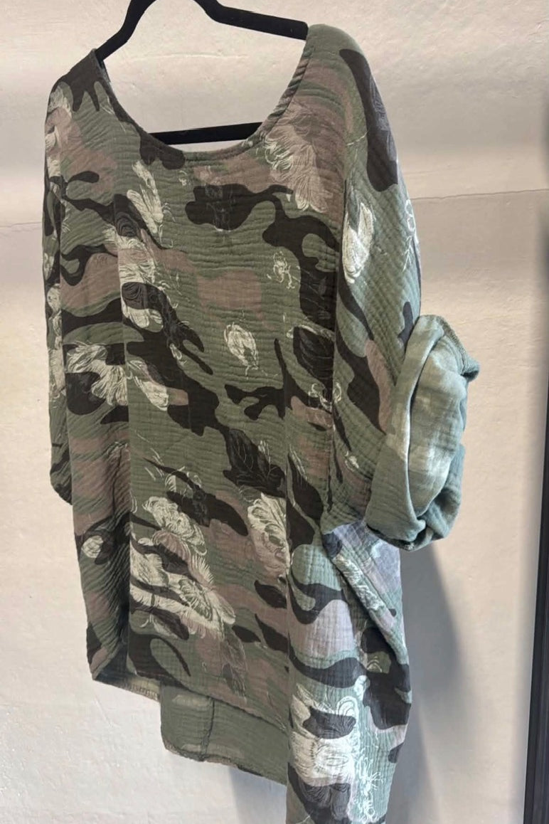 carlakhaki12.jpg