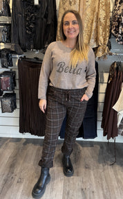 Cecilia byxa med knyt rutiga choco