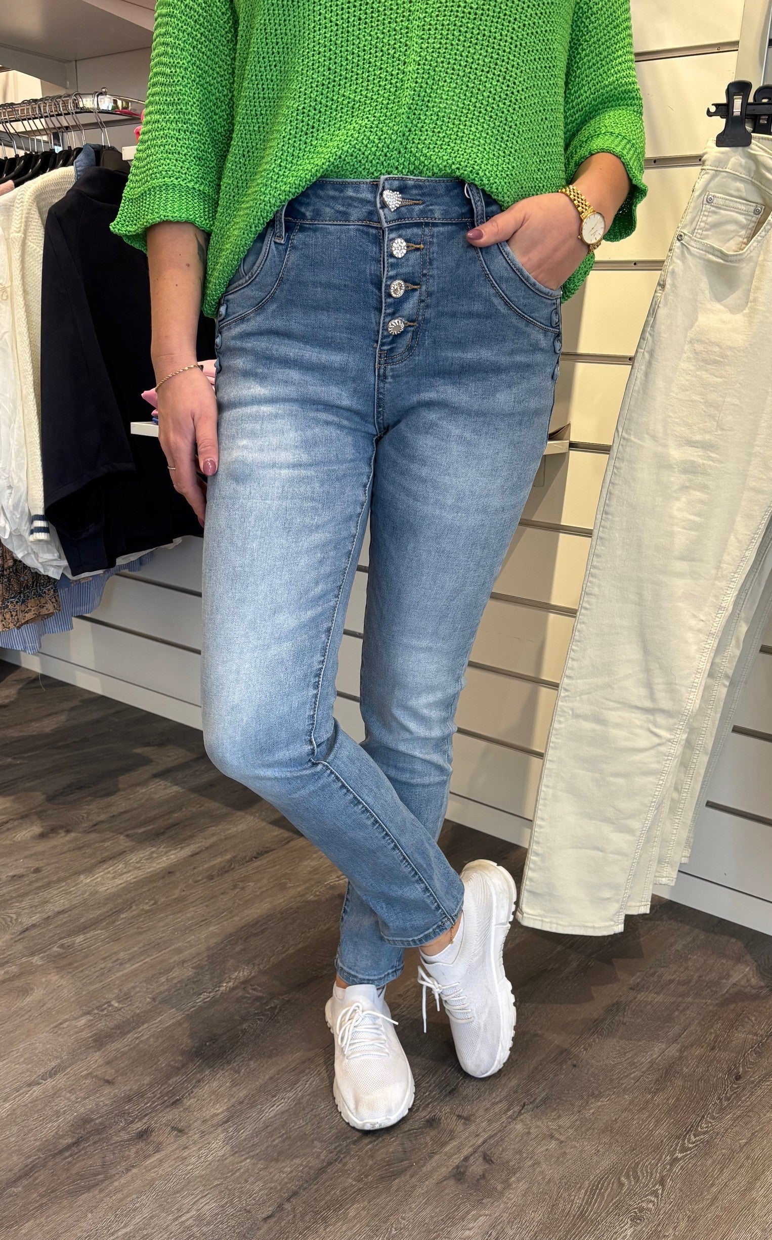 Celina- Jeans JW2528- Ljus Denim