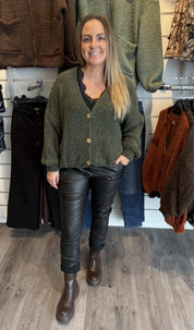 Christina stickad kofta Military