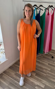 Ciara - Silkesklänning - Blommor - Orange - Nyhet