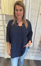 Clara - Topp - Blommor - Navy