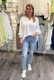 Corinne - Blus V-ringad - Vit