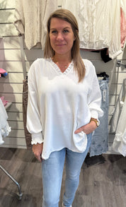 Corinne - Blus V-ringad - Vit