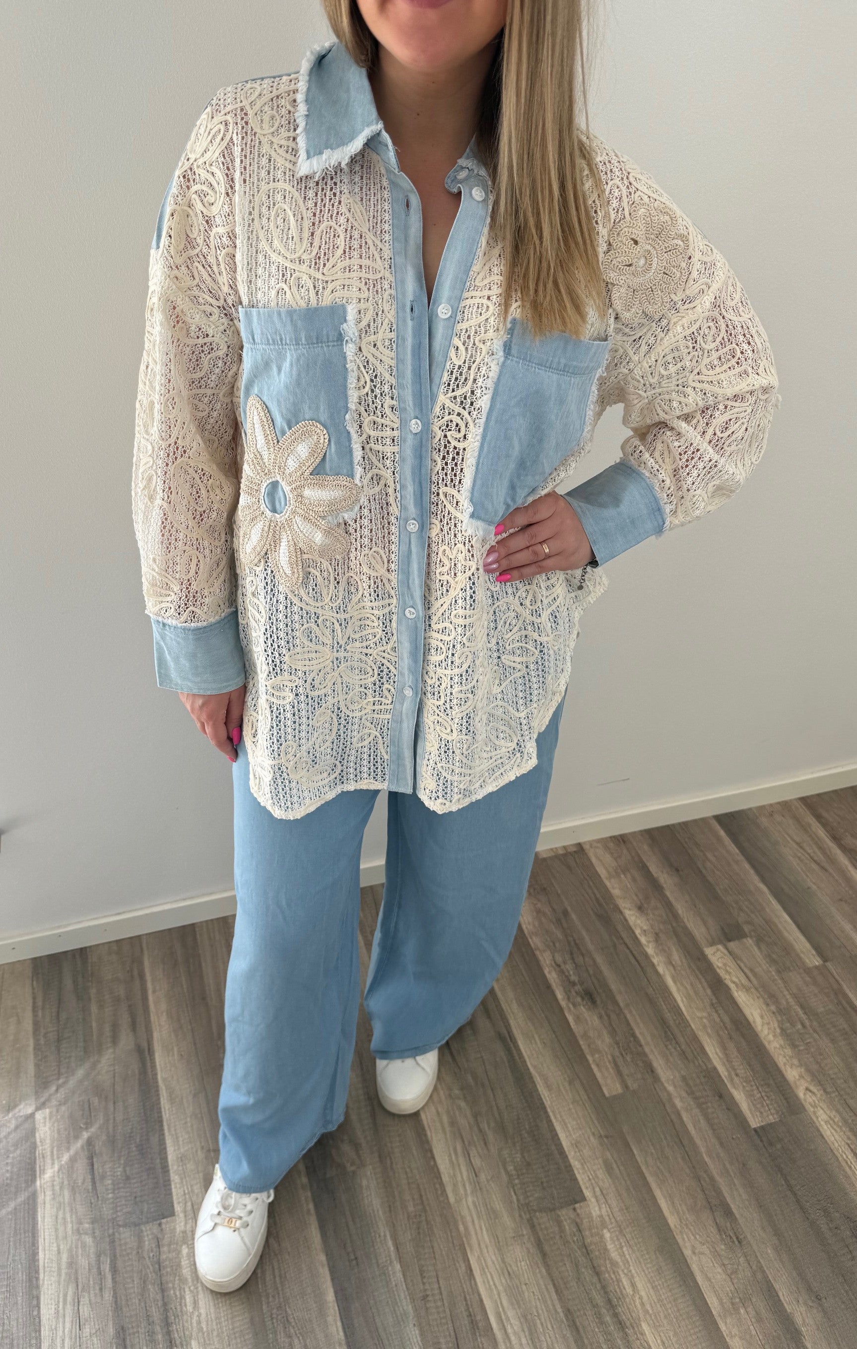 Ellen Jeansskjorta med spets