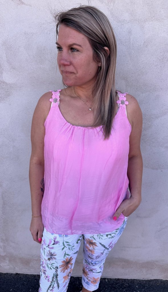 Ellen - Satinlinne - Blommor - Baby Pink - Nyhet