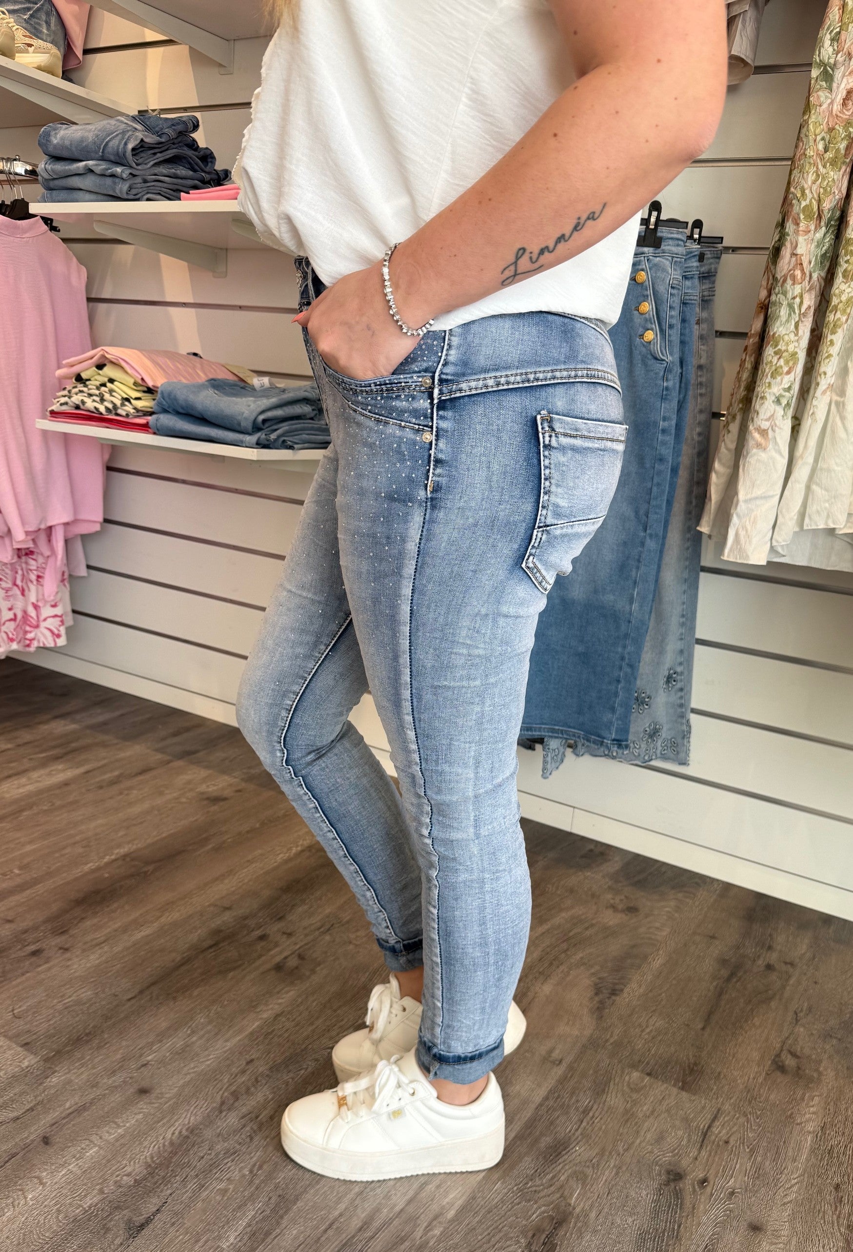 Marta jeans ljus denim MDC2606