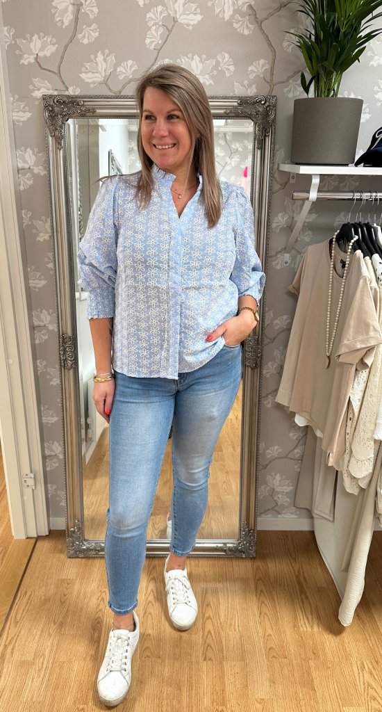 Ester- Blus - Blå- Nyhet