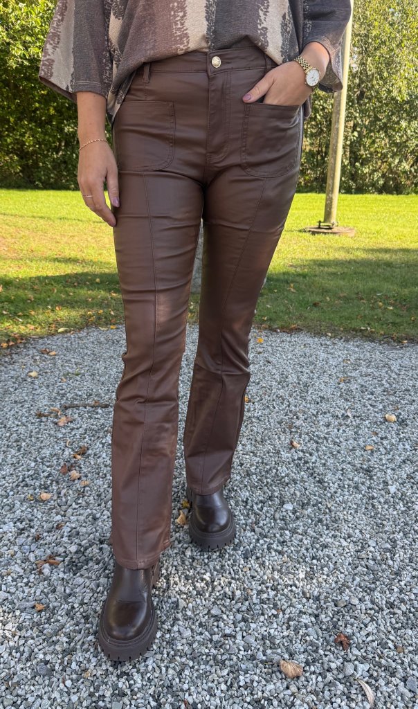 Etel - Vaxade byxor miniflare - Choco- Nyhet
