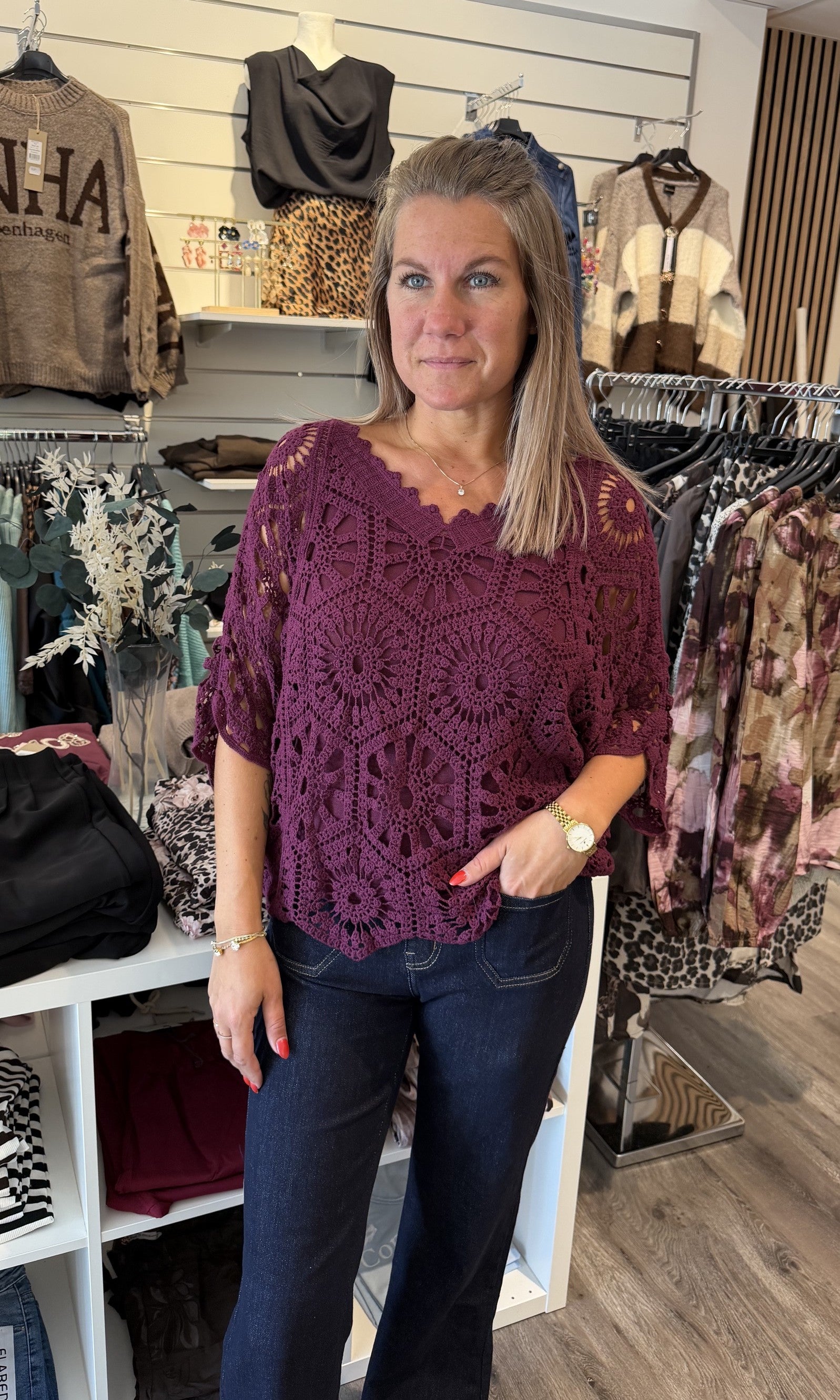 Fanny  Virkad Topp Bordo