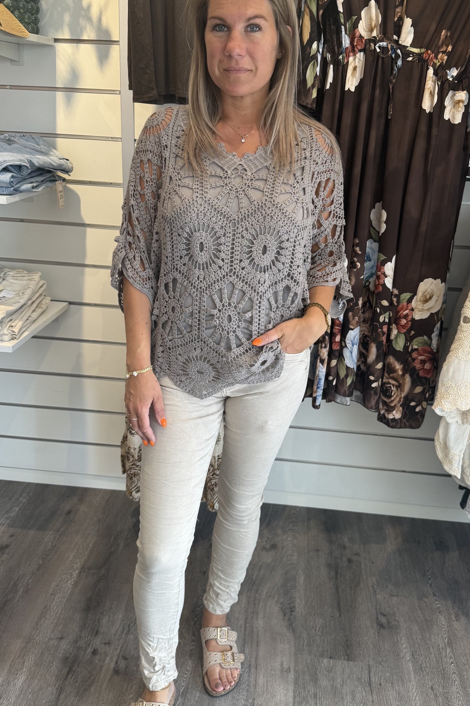 fannytaupe11.jpg