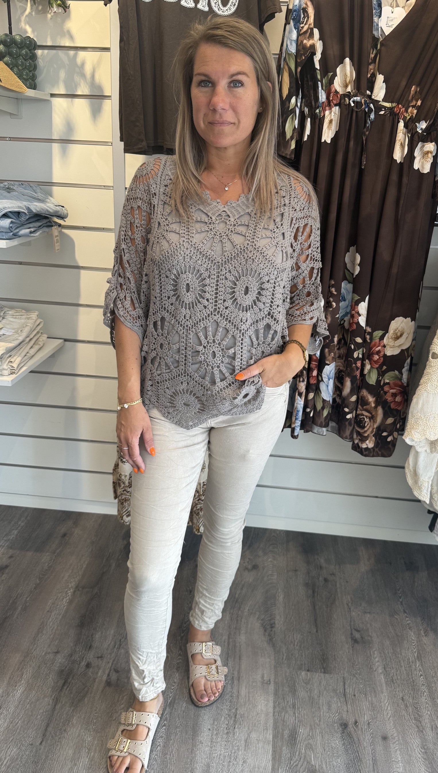Fanny  Virkad Topp Taupe