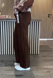 Betty  - Jeans med nitar  -Choco