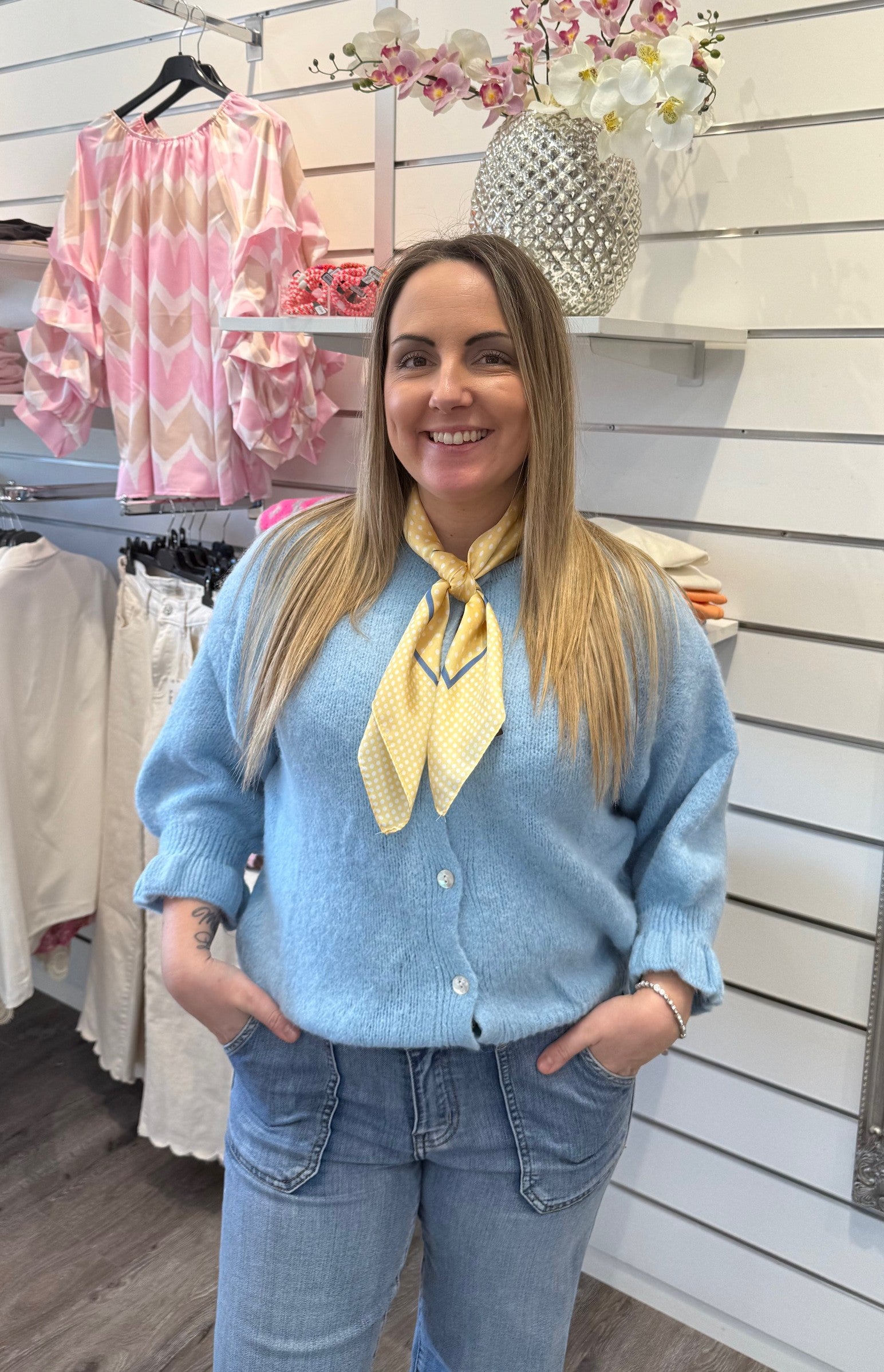 Freydis - Scarf  - Prickar - Gul