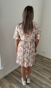 Gina - Klänning  Gisla Flower Cream