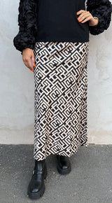 Giovanna - Satinkjol - Mönster - Svart/Beige - Nyhet