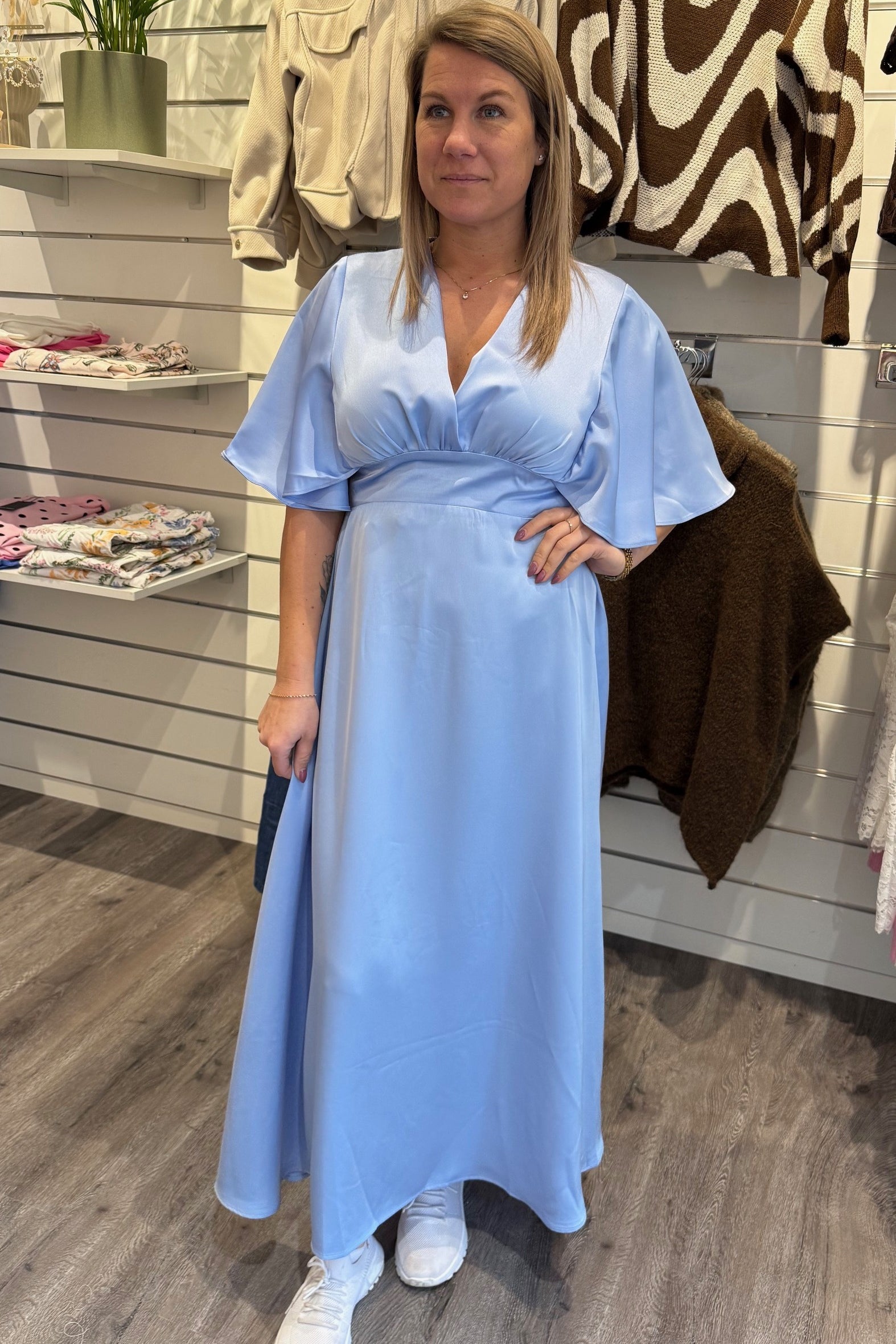giselabla1_ae1143ce-df67-49ba-b1fb-36346ff9bba1.jpg