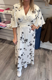 Gisela - Klänning - Blommor - Cream/Svart