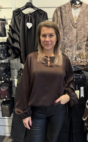 Gitt Blus med Gulddetalj Coffee