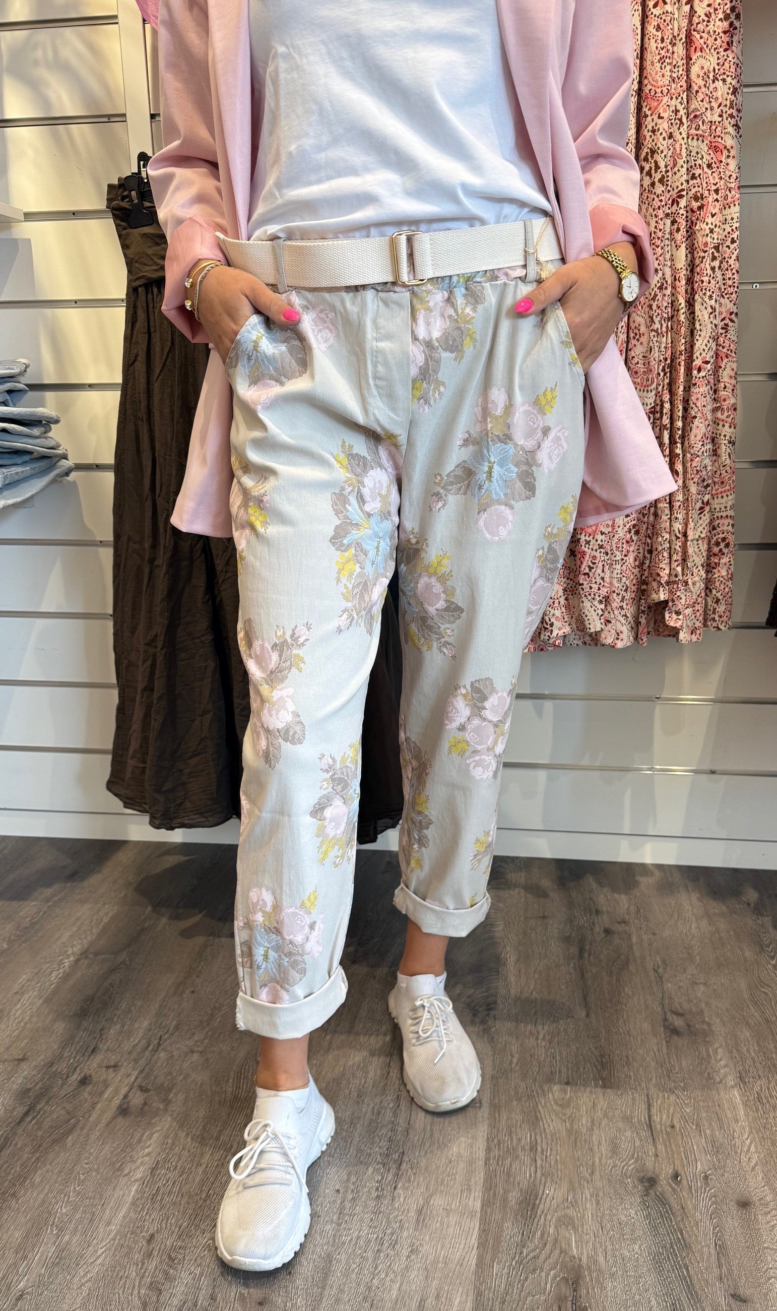 Henny Magiska byxor  Flower Beige