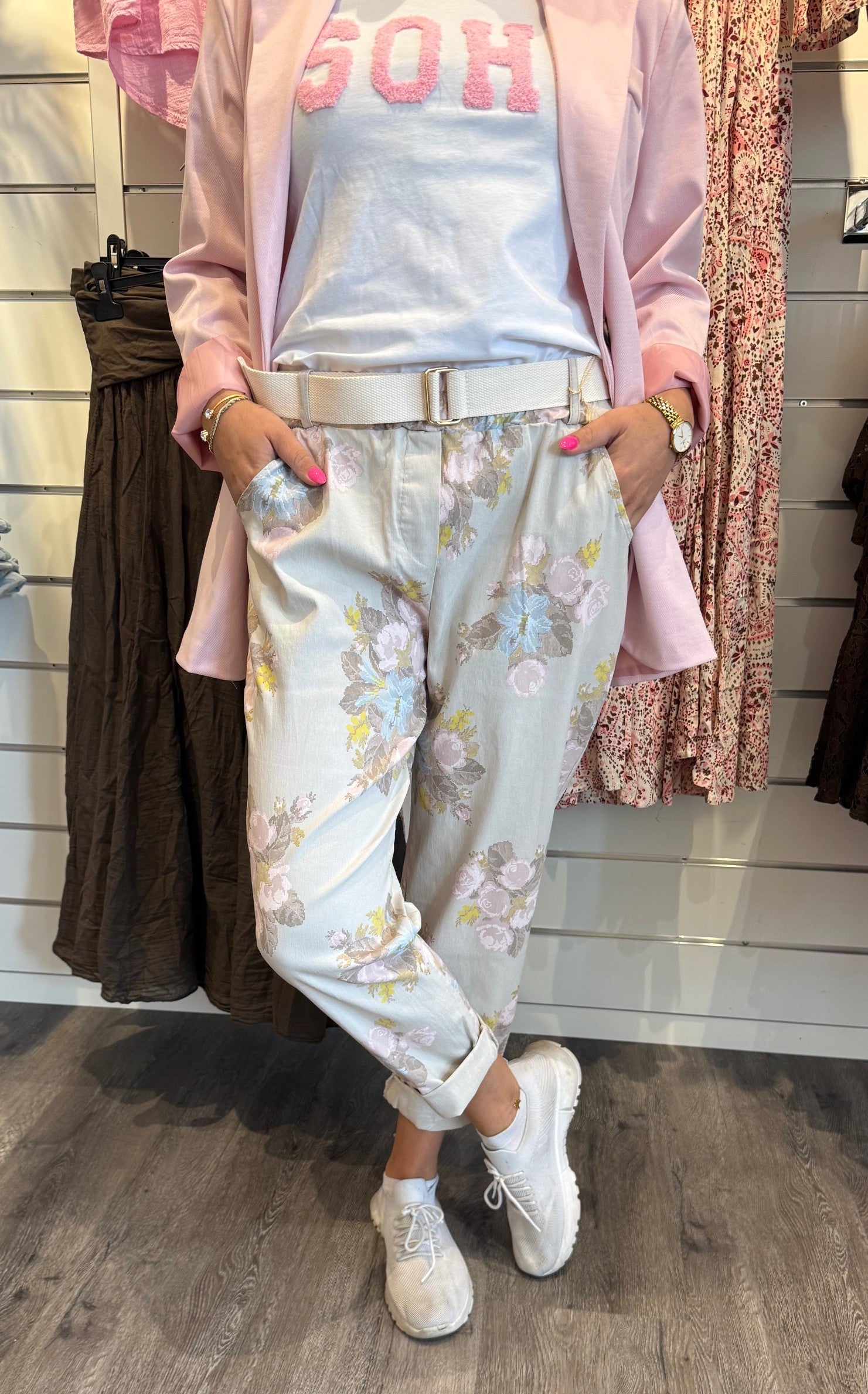 Henny Magiska byxor  Flower Beige