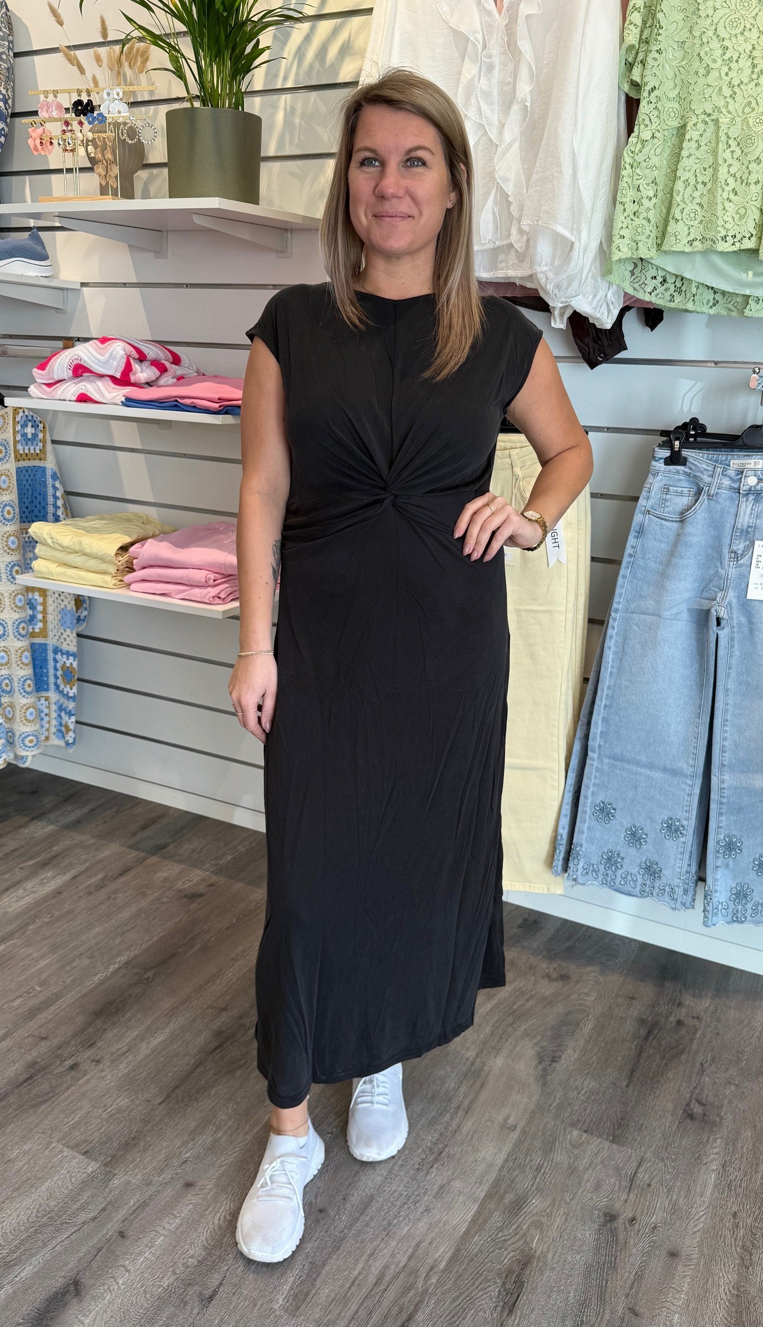 Ida - Klänning - Knyt - Svart